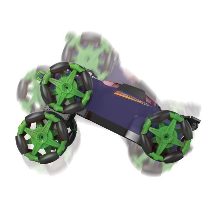 Une voiture surprenante qui se faufile de partout et dans tous les sen