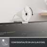 Logitech Brio 300 Webcam Full HD avec confidentialité, micro a réduction de bruit, USB-C - Blanc cassé