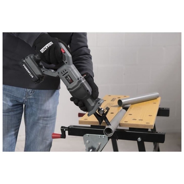 POWERPLUS Perceuse/Visseuse + Scie sauteuse + Ponceuse + Batterie + Ch