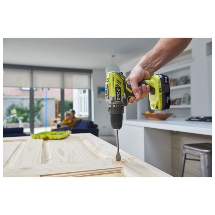 RYOBI Perceuse-visseuse 18V 50 Nm - 2 vitesses - Livrée avec 1 batter