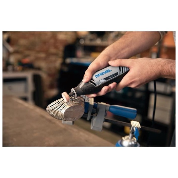 Outil multifonctions 175W Dremel 4250-3/45 (livré avec 45 accessoires