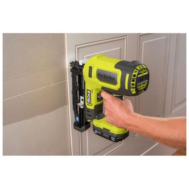 RYOBI ONE+ Cloueur de finition 16G a air comprimé 18V (Nue) - R16GN18