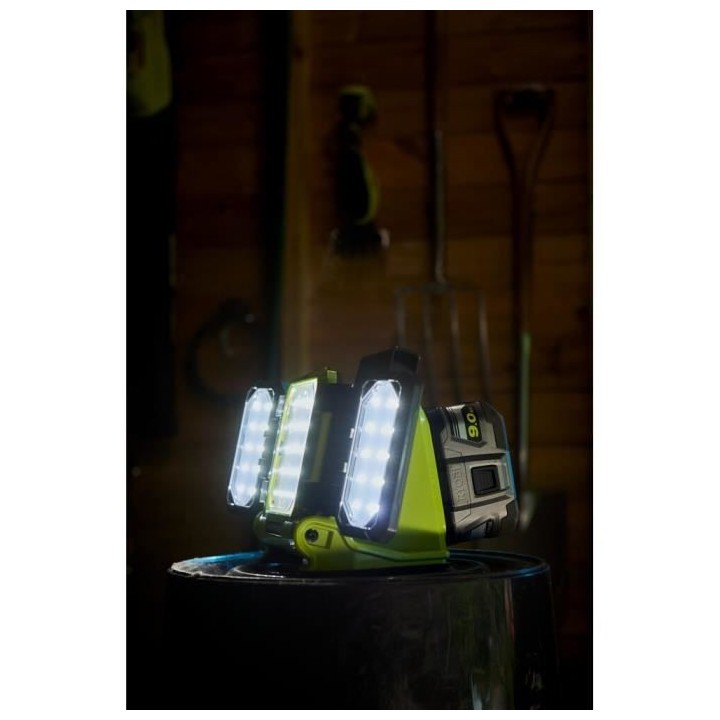 Triple panneau lumineux LED Hybrid (18V et secteur) - 3 intensités :