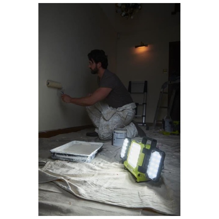 Triple panneau lumineux LED Hybrid (18V et secteur) - 3 intensités :