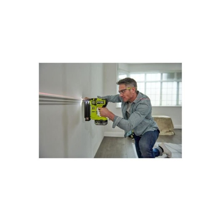 Laser 360° rouge - portée 20 m - précision +/- 0,5 mm - Livré avec