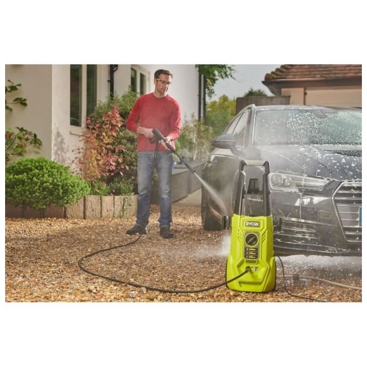 Nettoyeur haute pression 1800 W 130 bars 420 L - flexible 5 m - réser