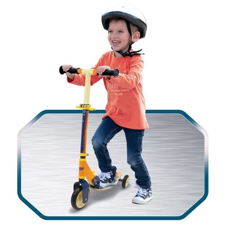 SMOBY - CARS Patinette 3 roues pliable - Bois et métal - Guidon régl