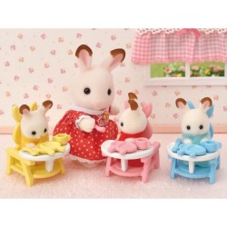 SYLVANIAN FAMILIES Les triplés lapin chocolat et accessoires puériculture Pour Enfant - Le village