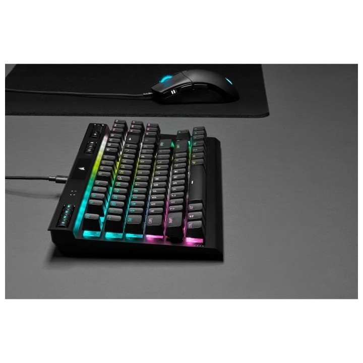 CORSAIR Clavier gamer K70 TKL RGB CS MX Red (CH-9119010-FR)