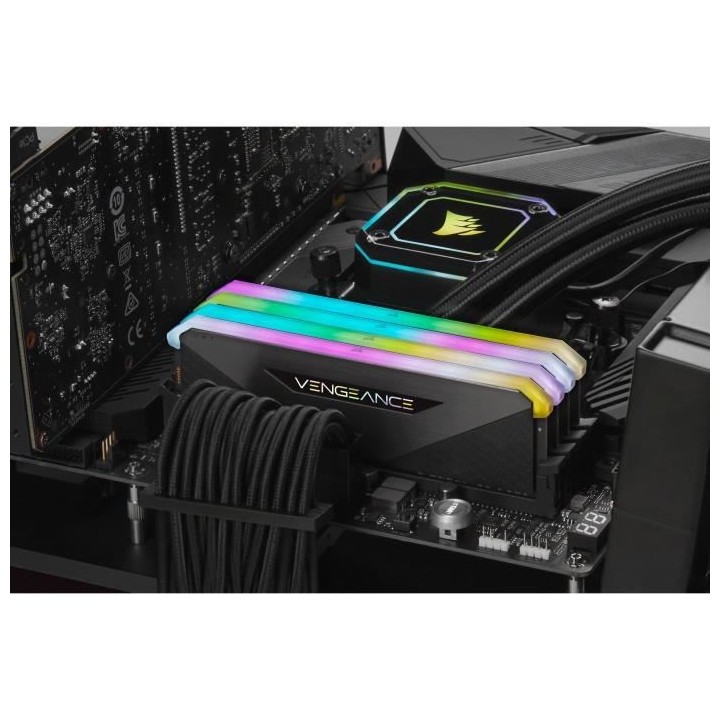 CORSAIR CMN32GX4M4Z3600C18 Vengeance - Mémoire RGB RT - 3600MHz - 32G