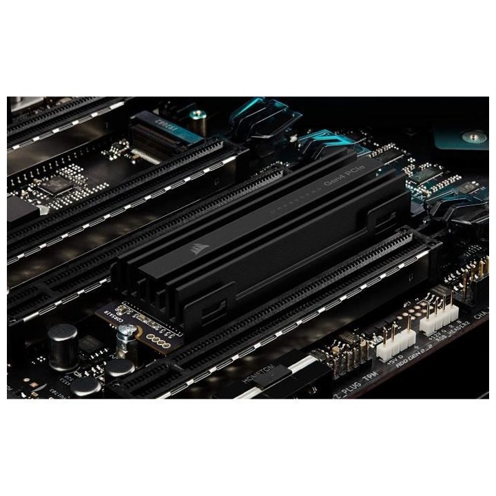 CORSAIR SSD Interne - MP600 Pro - 2To - Nvme (CSSD-F2000GBMP600PRO)