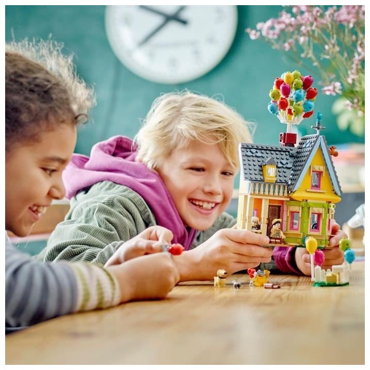 LEGO Disney et Pixar 43217 La Maison de « La-haut », Jouet 100eme An