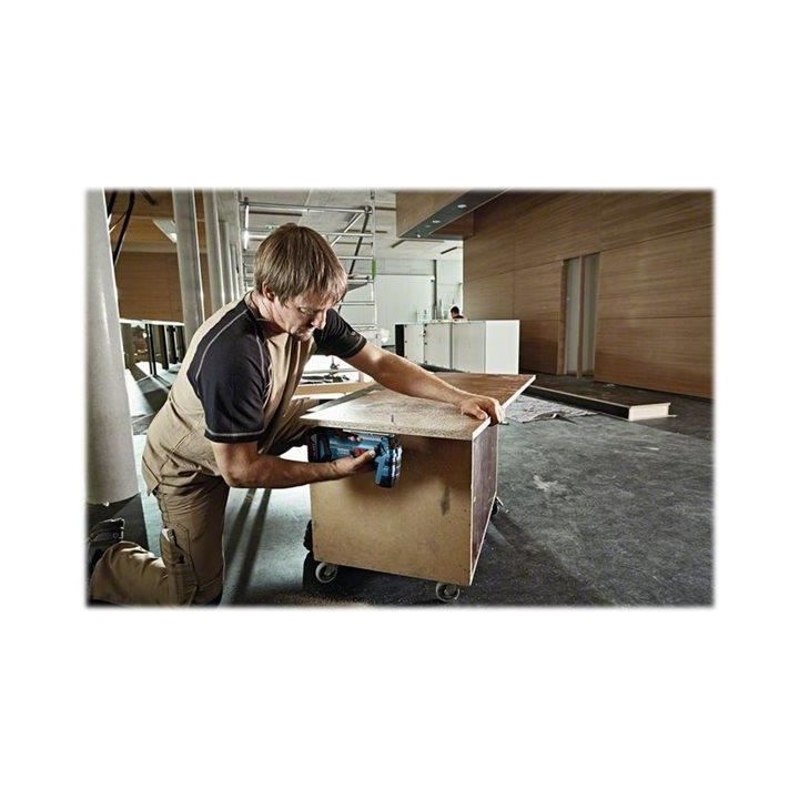 Bosch Professional Scie sauteuse GST 18V-LI S solo carton 06015A5100