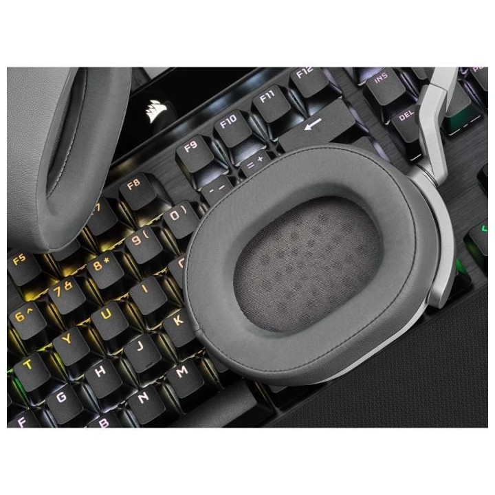 CORSAIR Casque gaming HS65 SURROUND - Blanc (CA-9011271-EU)