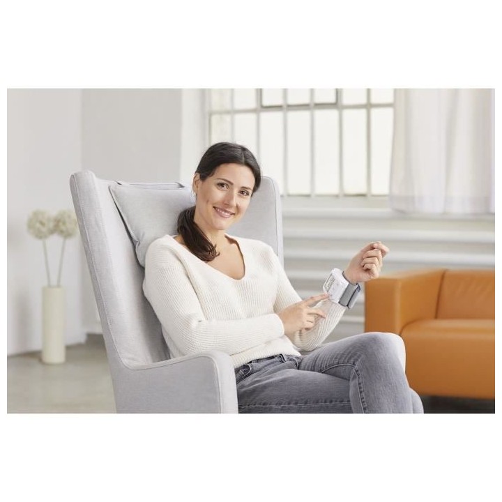 Tensiometre de poignet MEDISANA - BW 320 - mesure de l'arythmie - chif