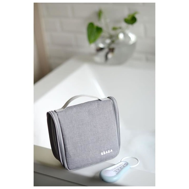 BÉABA Trousse de toilette nomade bébé, 9 accessoires, Green blue