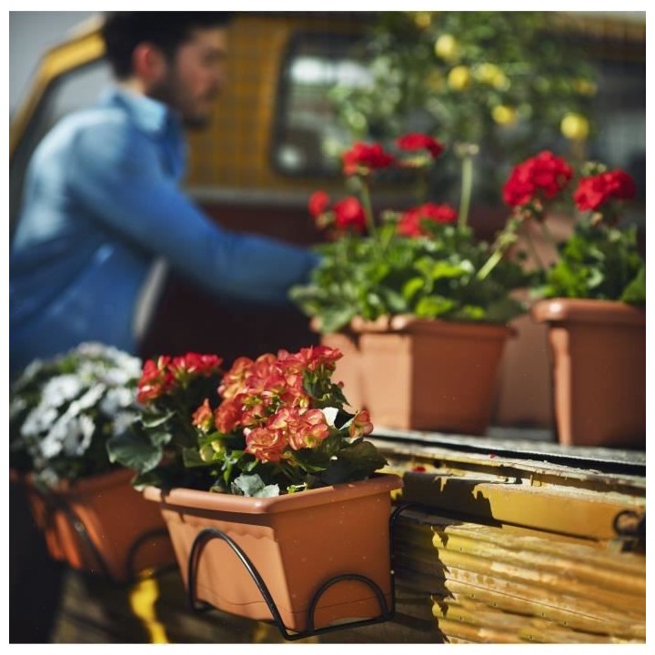 PLASTIKEN Jardiniere 60x20cm avec plateau et support balcon - Terracot