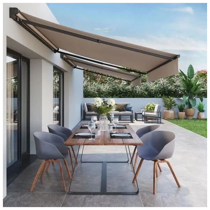 Store banne motorisé semi coffre 3,90 x 3m en aluminium, structure gr