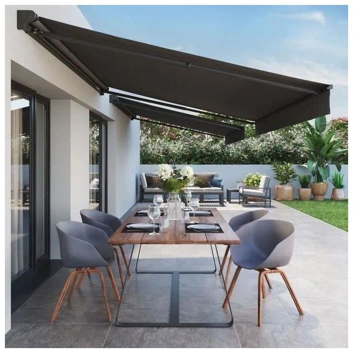 Store banne motorisé semi coffre 3,90 x 3m en aluminium, structure gr