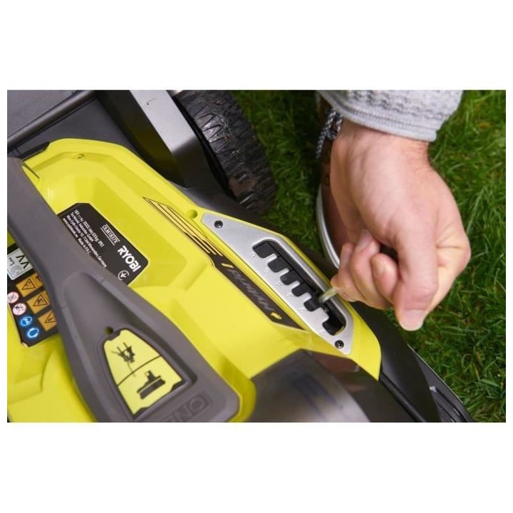 Tondeuse hybride RYOBI 36V LithiumPlus coupe 37cm - 2 batteries 5,0 Ah