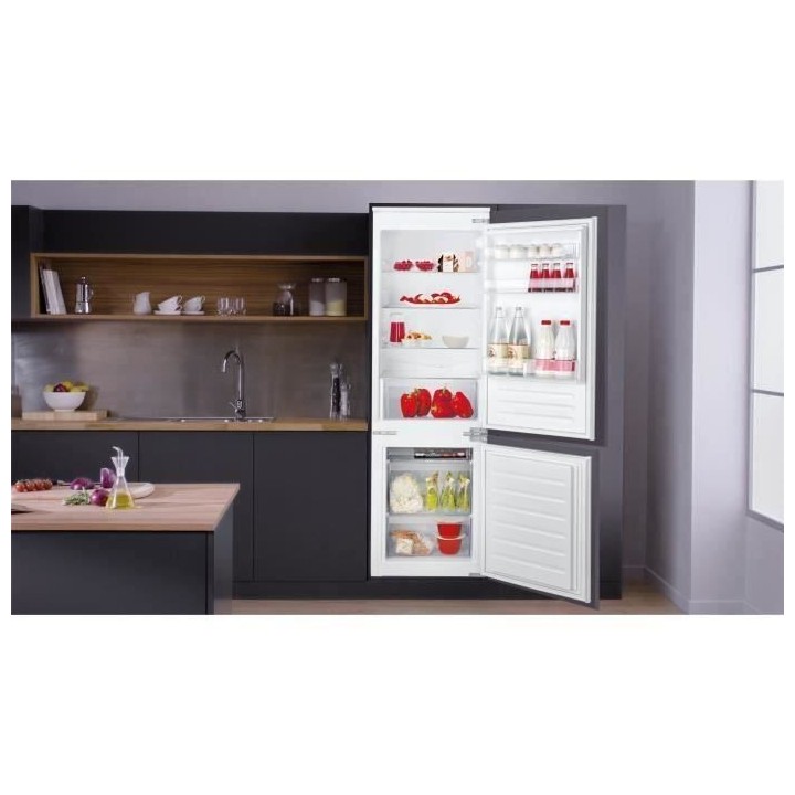 HOTPOINT BCB70301 - Réfrigérateur congélateur Encastrable bas 273L