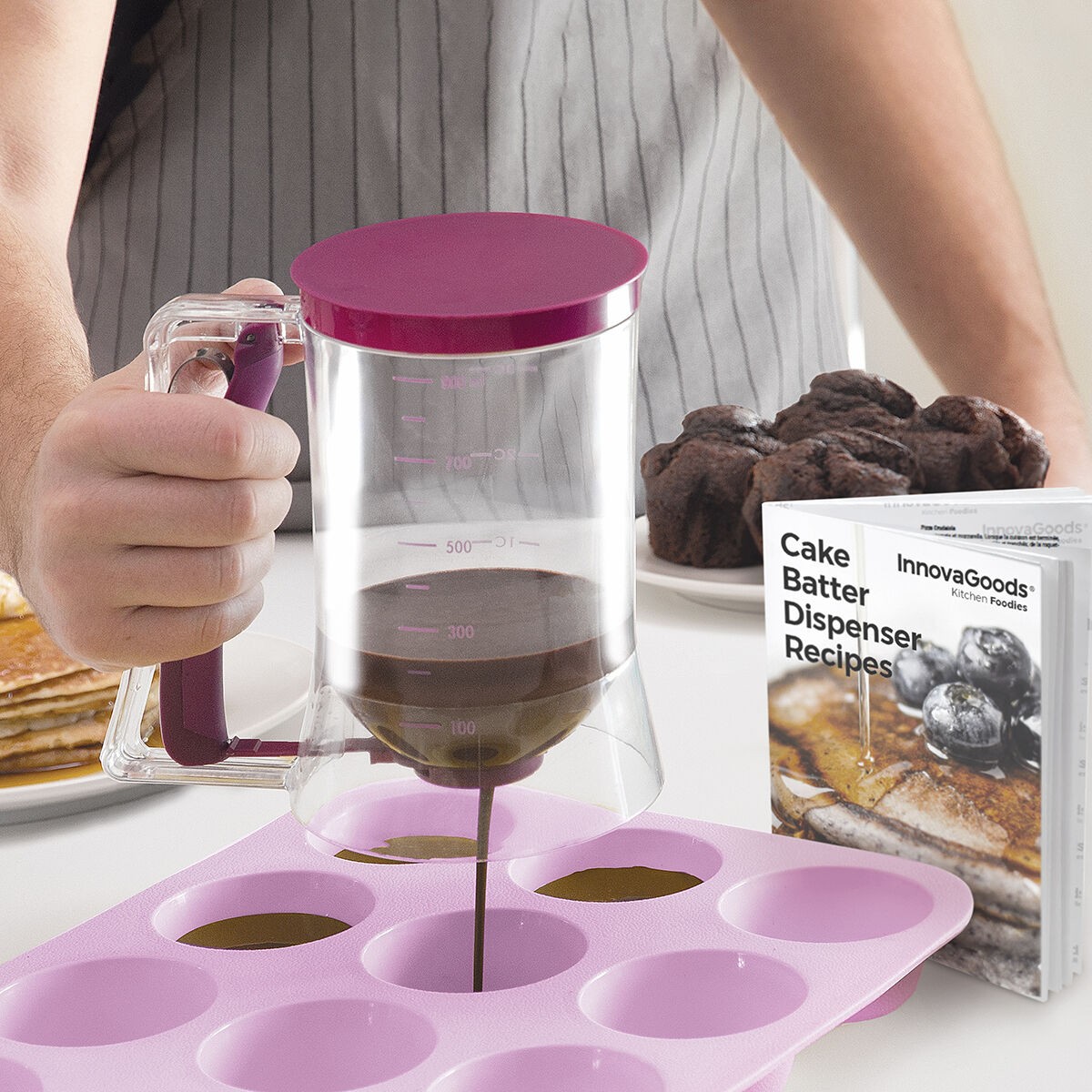 /183782/carafe-distributrice-de-pate-a-patisserie-avec-livre-de-recettes-innovagoods.jpg