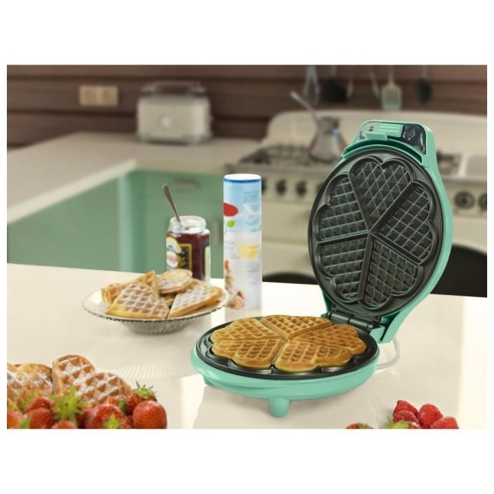 Bestron Gaufrier pour gaufres classiques en forme de coeur, Gaufrier a