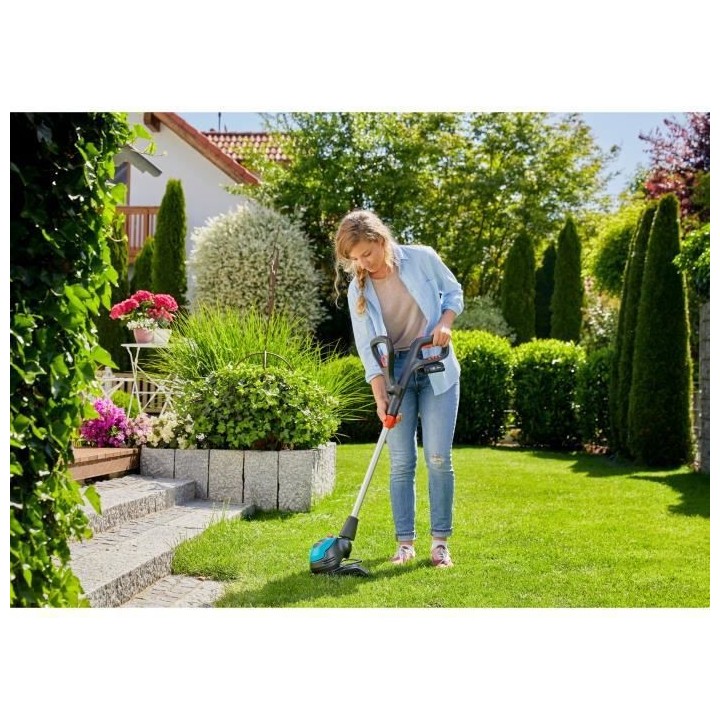 Coupe-bordure a batterie GARDENA - EasyCut 23/18V P4A - 18V - 23 cm (L