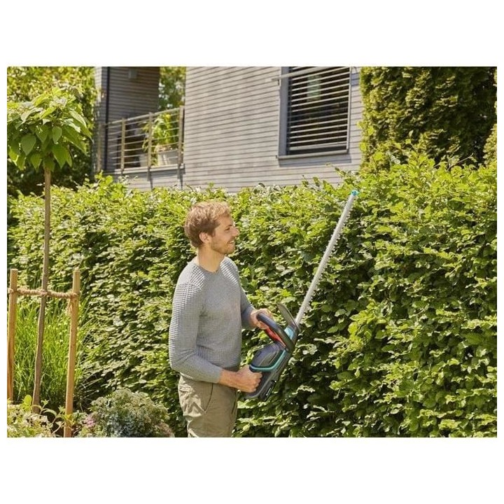Taille-haies a batterie GARDENA - ComfortCut 60/18V - 18V - 60 cm (Liv