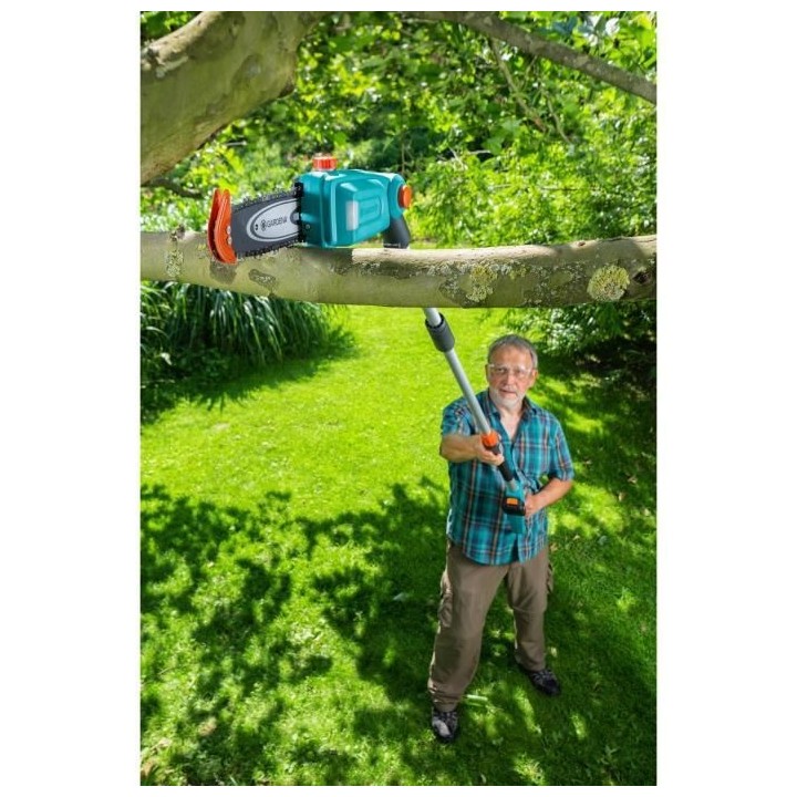 Elagueuse sur perche a batterie GARDENA - TCS 20/18V P4A - 18V - 42 cm