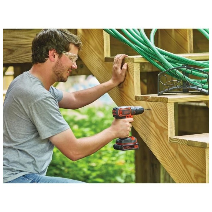 Perceuse-Visseuse sans-fil 18V BLACK+DECKER (2 Batteries 1,5 Ah + char