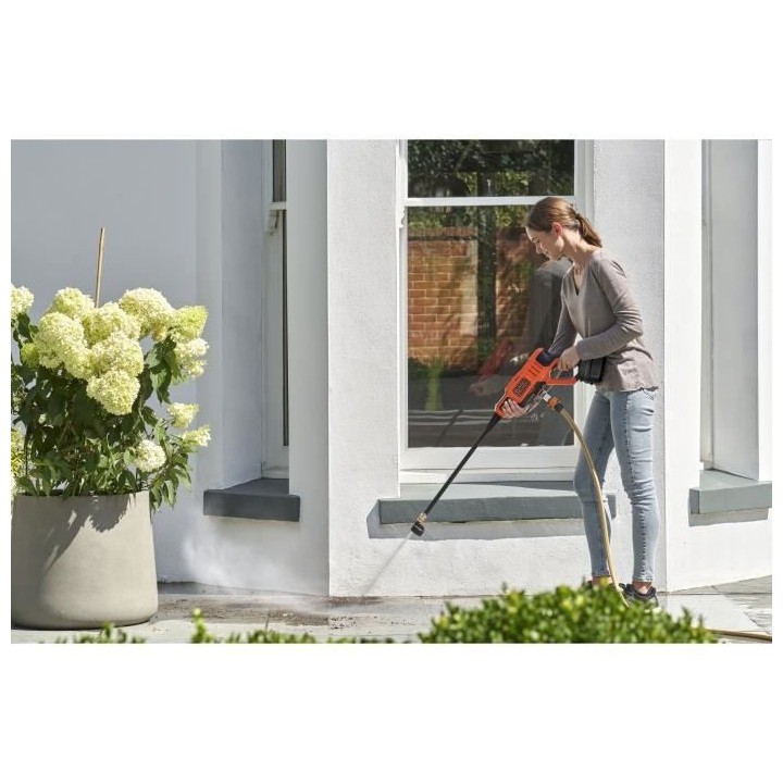 BLACK+DECKER BCPC18D1-QW Nettoyeur a pression 24 bars sans fil LITHIUM