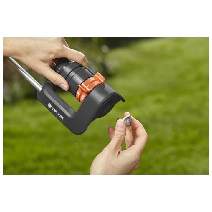 GARDENA Arroseur oscillant Aqua S – Surface 220m² – Portée 17m m