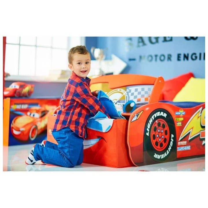 Disney Cars Lit pour garçons Flash McQueen avec rangement et pare-bri