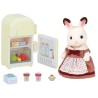 SYLVANIAN FAMILIES - 5014 - La maman lapin chocolat et réfrigérateur - Le village