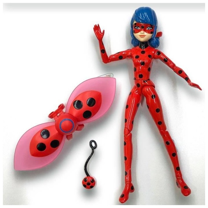 BANDAI Miraculous Ladybug - Mini-poupée 12 cm : Ladybug Lucky Charms