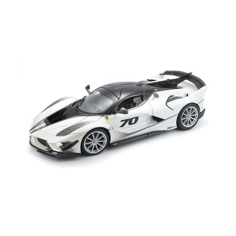 BBURAGO Voiture Ferrari FXX K Evo 1/18eme - Blanc