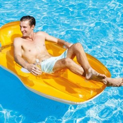 Fauteuil de piscine...