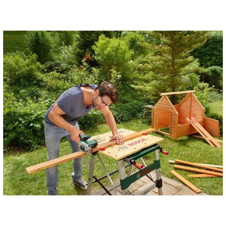 Scie circulaire sans-fil Bosch - UniversalCirc 12 (1 batterie 12V-2,5A