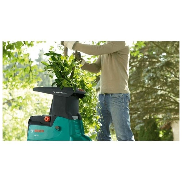 Broyeur de végétaux Bosch - AXT 25 TC (2500W, poussoir pour déchets