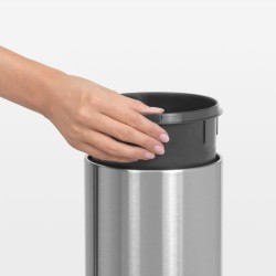 BRABANTIA Poubelle Touch Bin - 3L - Acier mat