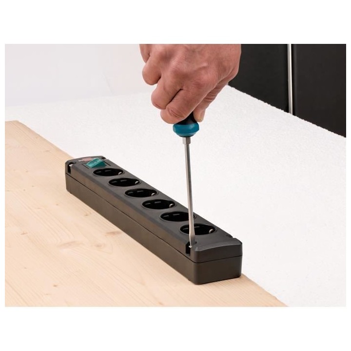 Brennenstuhl Multiprise BREMOUNTA Noire, 6 prises, avec 3m de câble