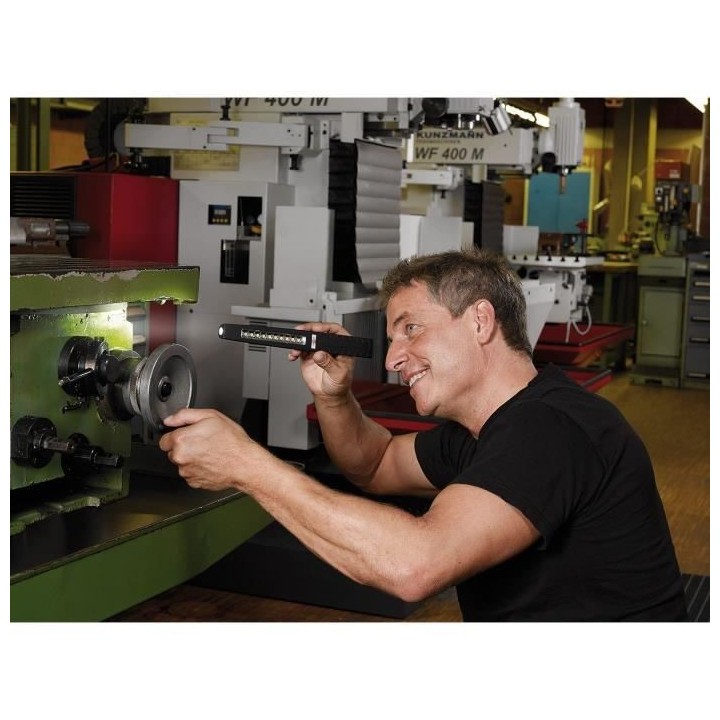 Brennenstuhl Lampe de poche a LED avec batterie 5 W