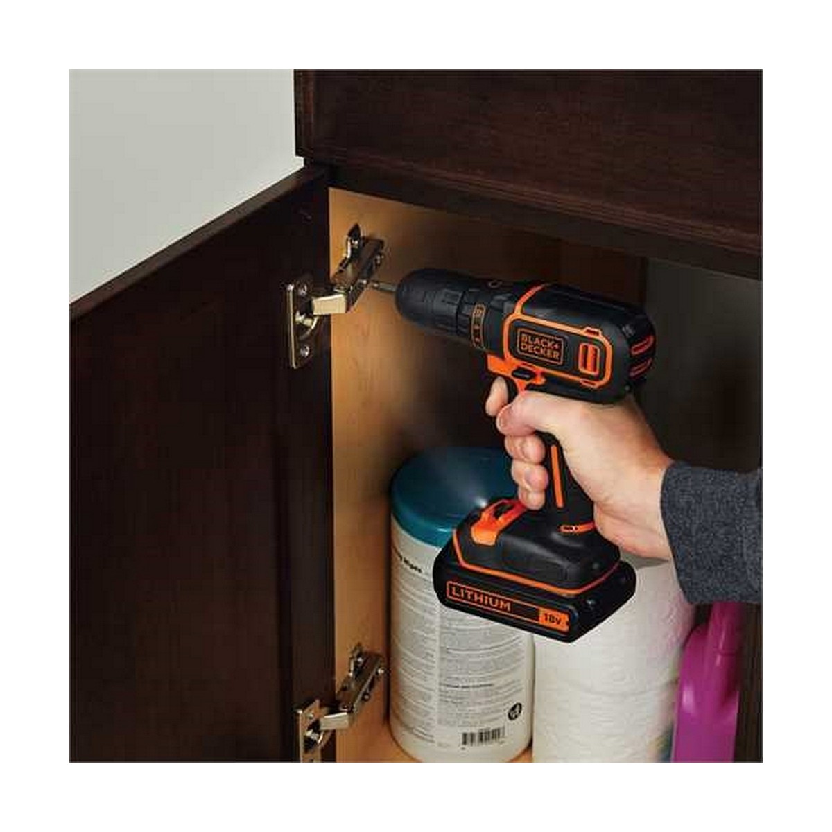 /306351/tournevis-black-decker-bdcdc18-18-v.jpg