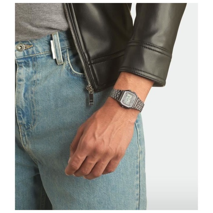 CASIO Montre vintage - Multifonctions - Grise