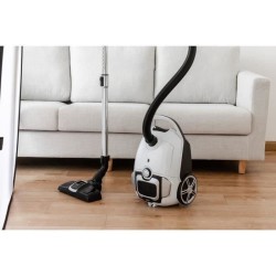 CONTINENTAL EDISON CEVCWBA Aspirateur traîneau - 67 dB - 3 L - 700 W - Blanc