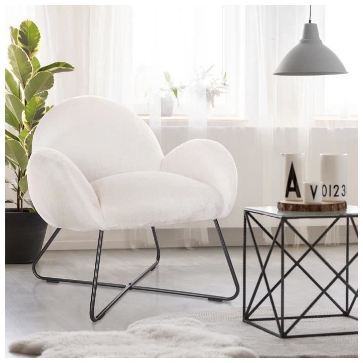 CHARLIE Fauteuil imitation fourrure - Pieds en métal - Tissu blanc -