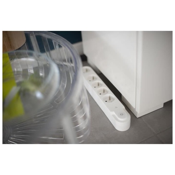 CHACON Multiprise Wifi - 5 x 16 A - 1.5 m - Blanc