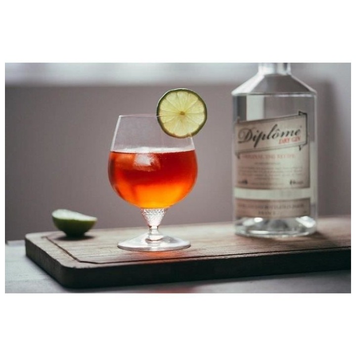 Diplôme Dry Gin 44° 70 CL - Le Dry Gin a la française, recette de 1