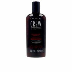 Shampooing American Crew...